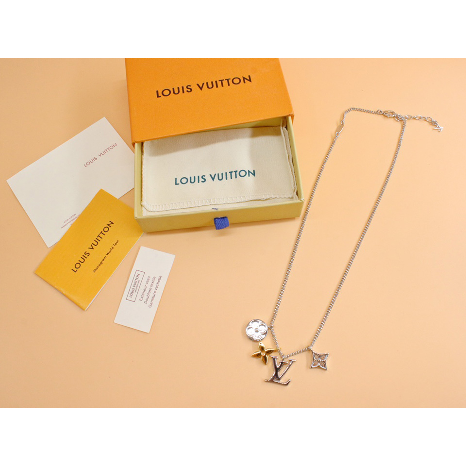 Louis Vuitton LV Instinct Pendant       M00522 - DopestKickz