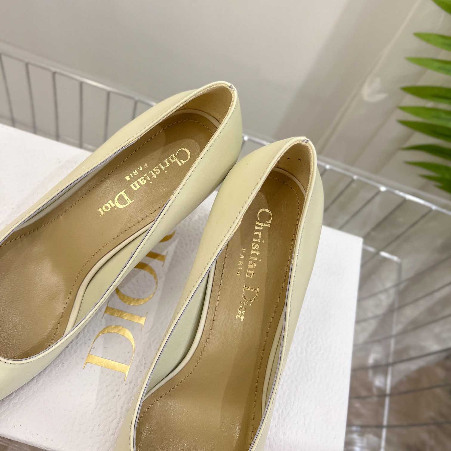 Dior Attract Pump - DopestKickz