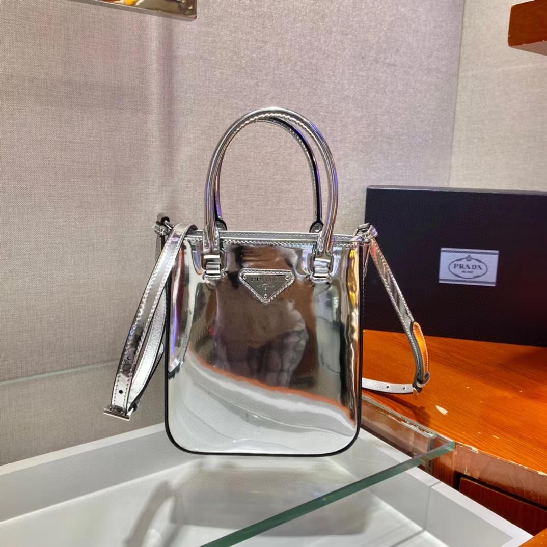 Prada Small Brushed Leather Tote(17.5-15-5cm) - DopestKickz