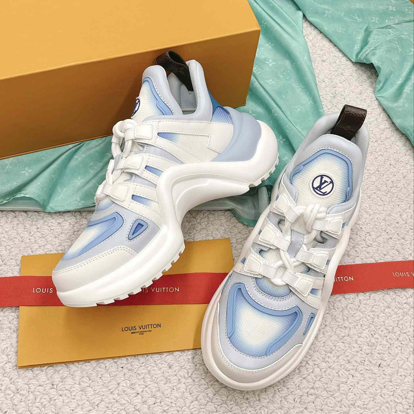 Louis Vuitton LV Archlight Sneaker       1A9RVH - DopestKickz