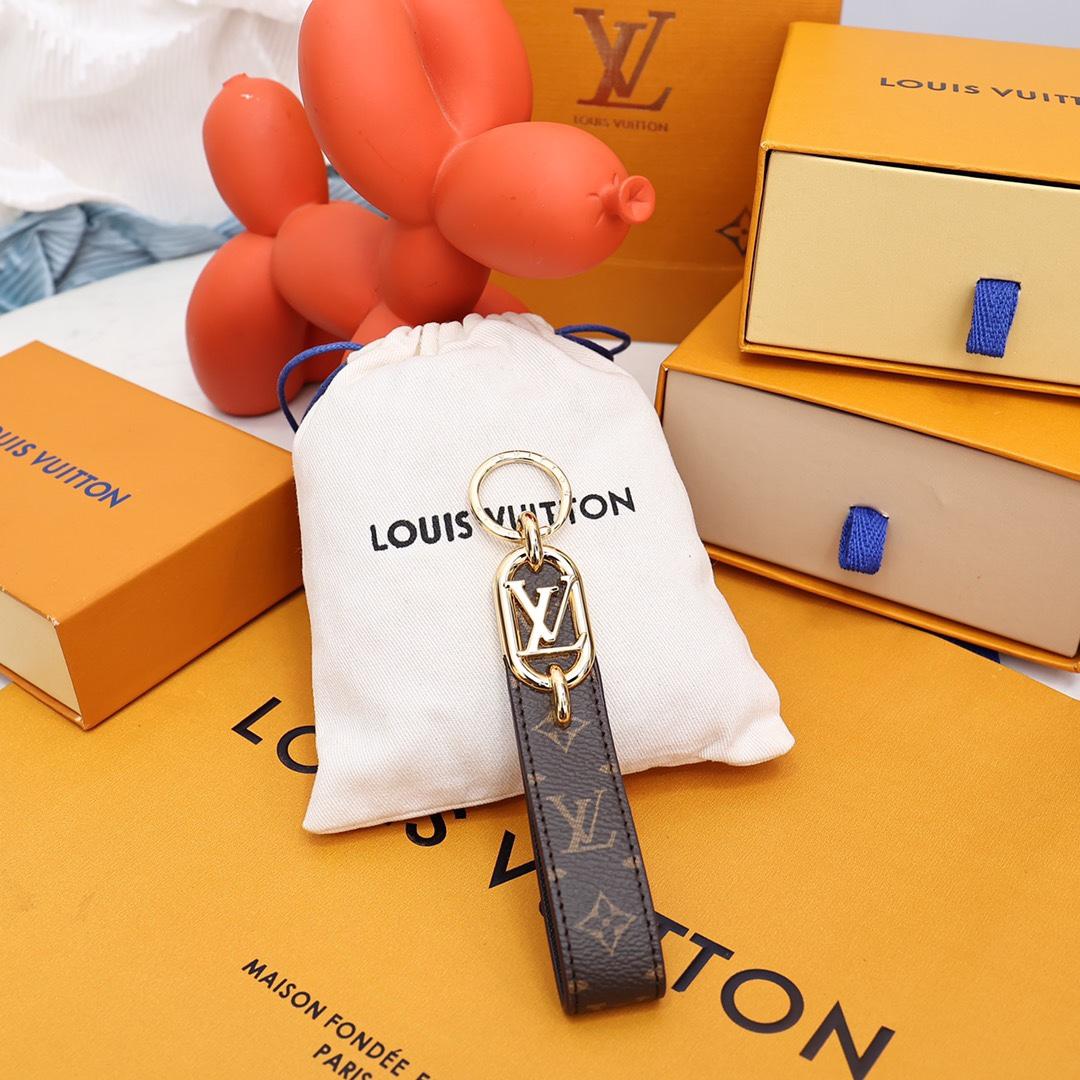 Louis Vuitton LV Link Dragonne     M00826 - DopestKickz