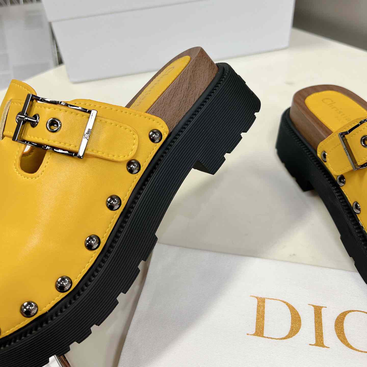 Dior Diorquake Clog - DopestKickz