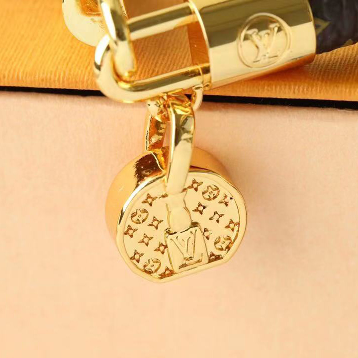 Louis Vuitton LV Cannes Bracelet      - DopestKickz