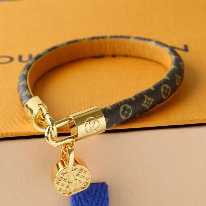 Louis Vuitton LV Cannes Bracelet      - DopestKickz