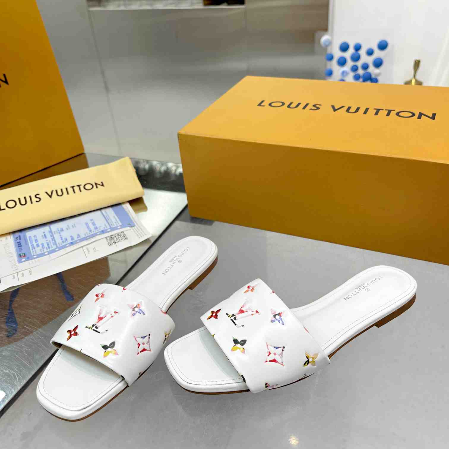 Louis Vuitton Revival Flat Mule     1AAORI - DopestKickz
