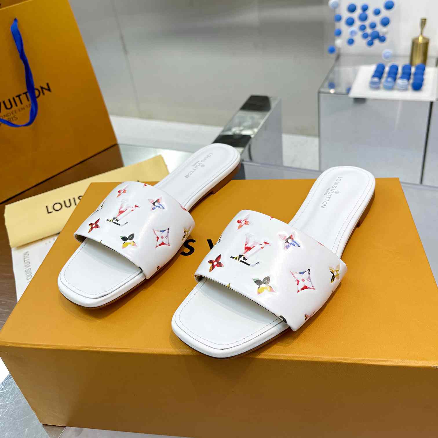 Louis Vuitton Revival Flat Mule     1AAORI - DopestKickz