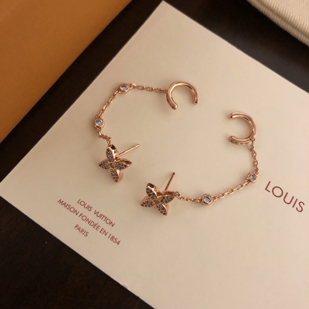 Louis Vuitton Idylle Blossom Mono Chain Earrings, Pink Gold And Diamonds - Per Unit    Q96836 - DopestKickz