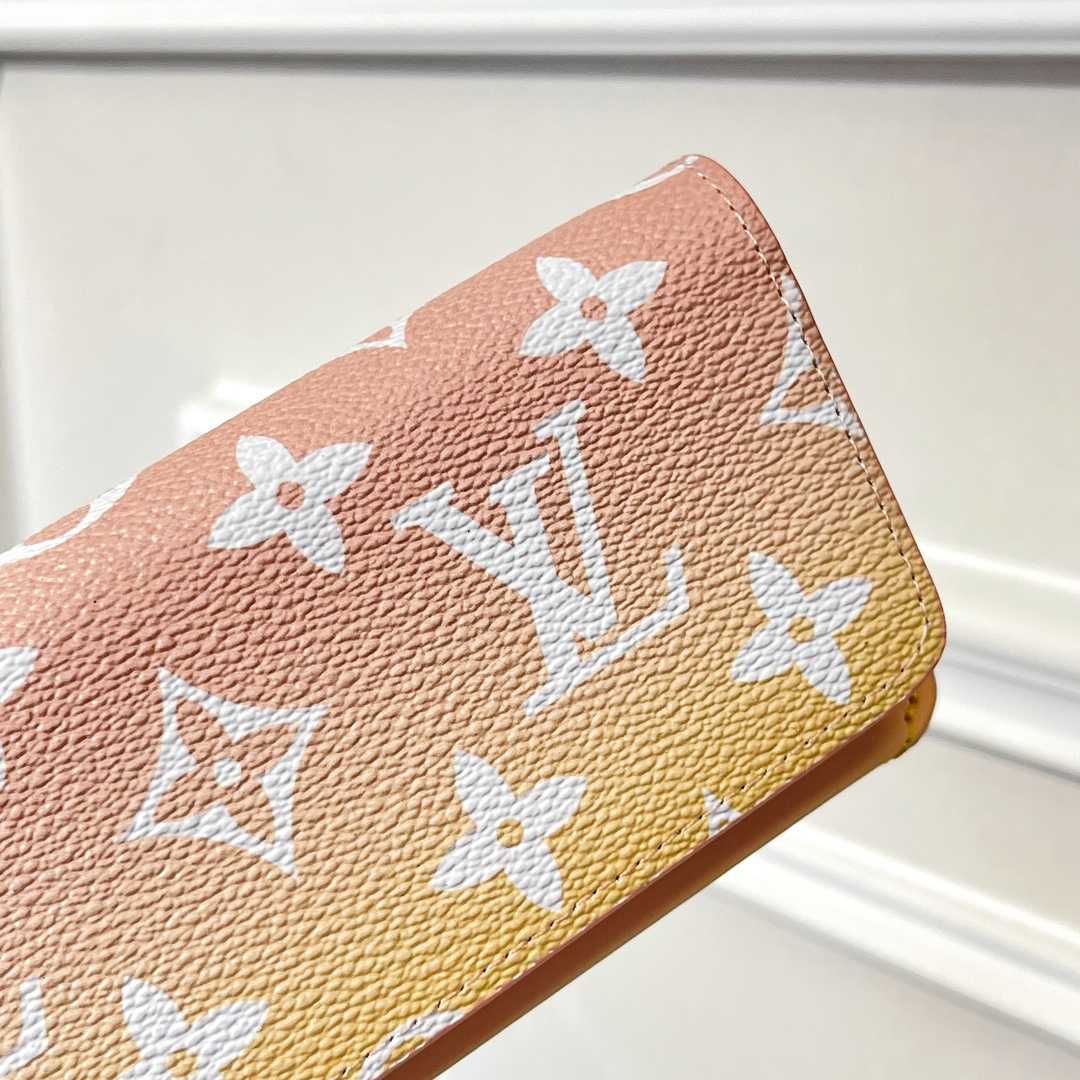 Louis Vuitton Woody Glasses Case   GI0620 - DopestKickz