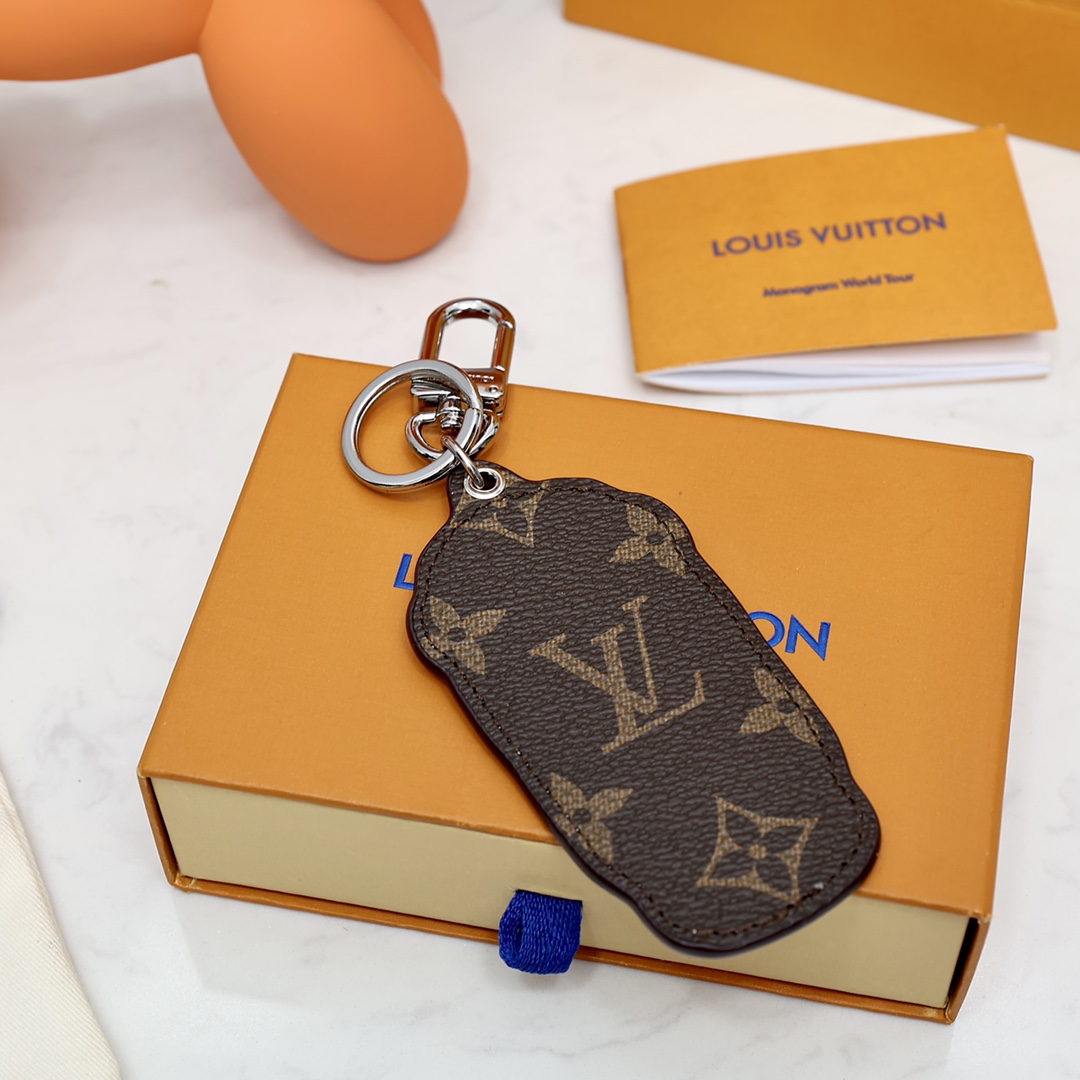 Louis Vuitton Everyday Lv Cup    MP3108 - DopestKickz