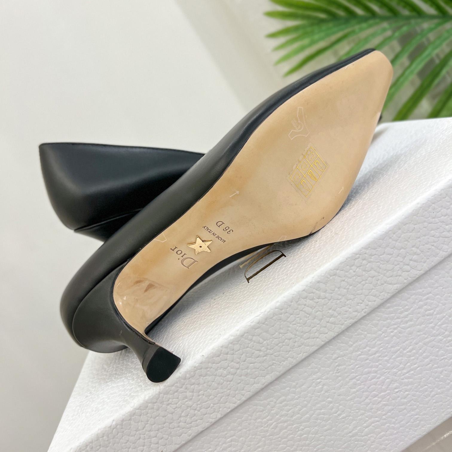 Dior Attract Pump - DopestKickz