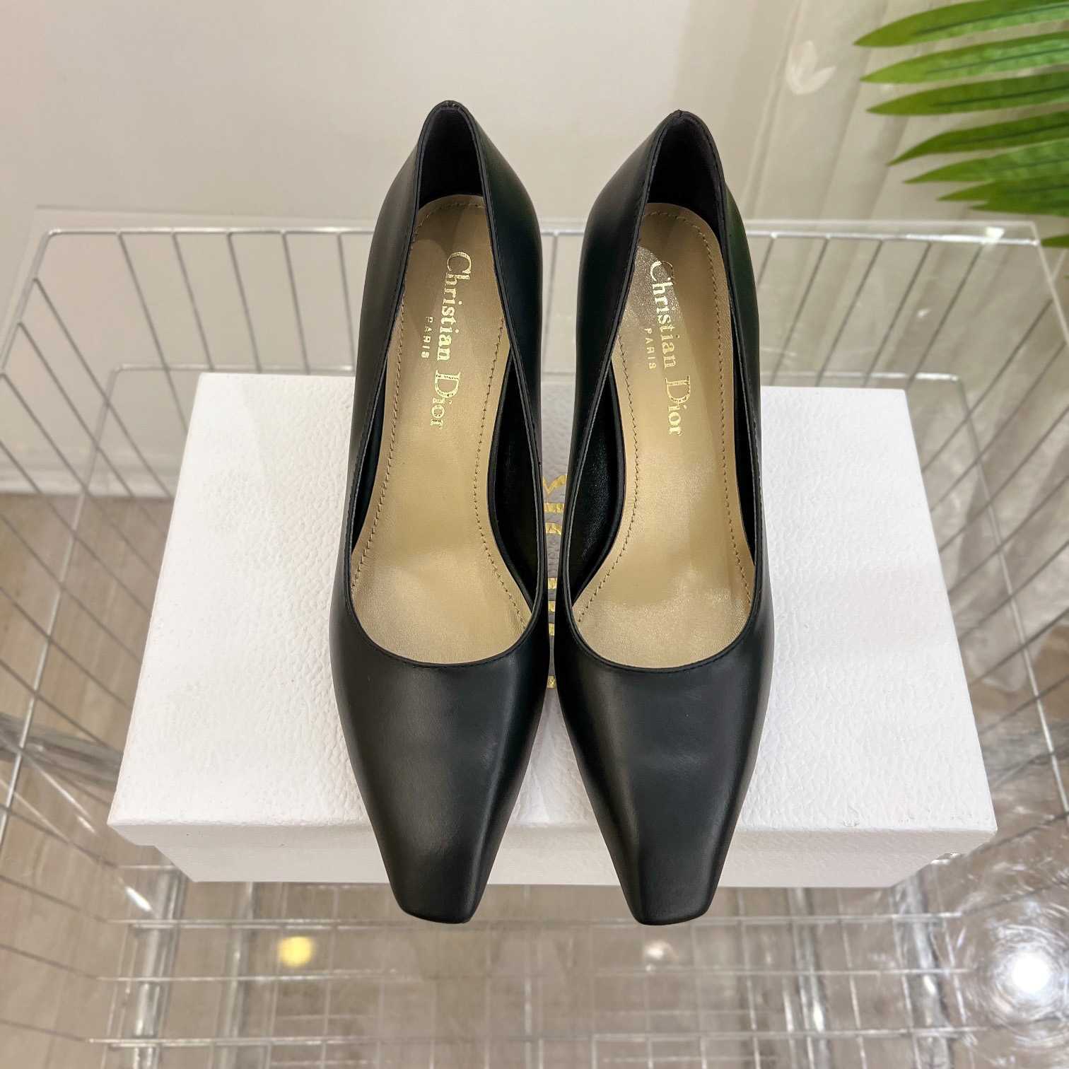 Dior Attract Pump - DopestKickz