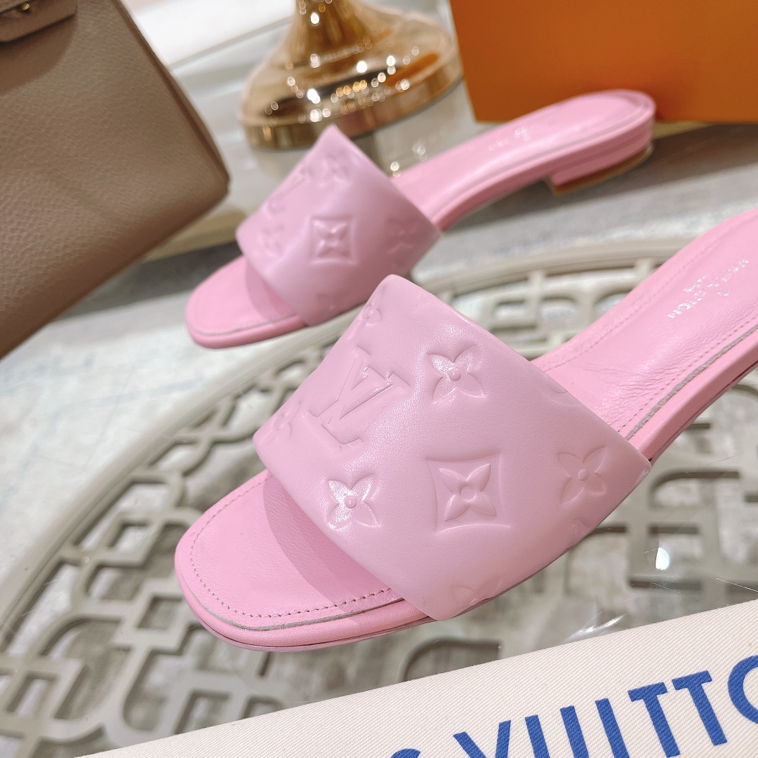 Louis Vuitton Revival Flat Mule     1AAEP0 - DopestKickz