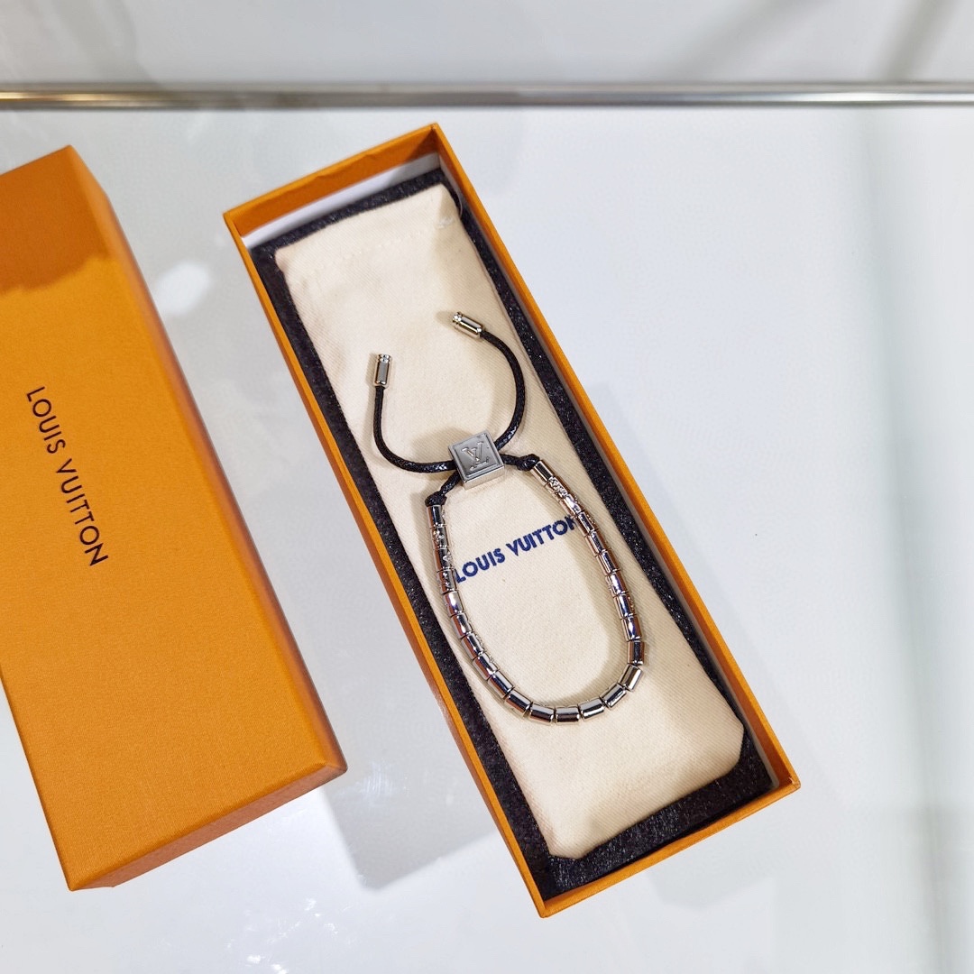 Louis Vuitton LV Paradise Bracelet       MP3330 - DopestKickz