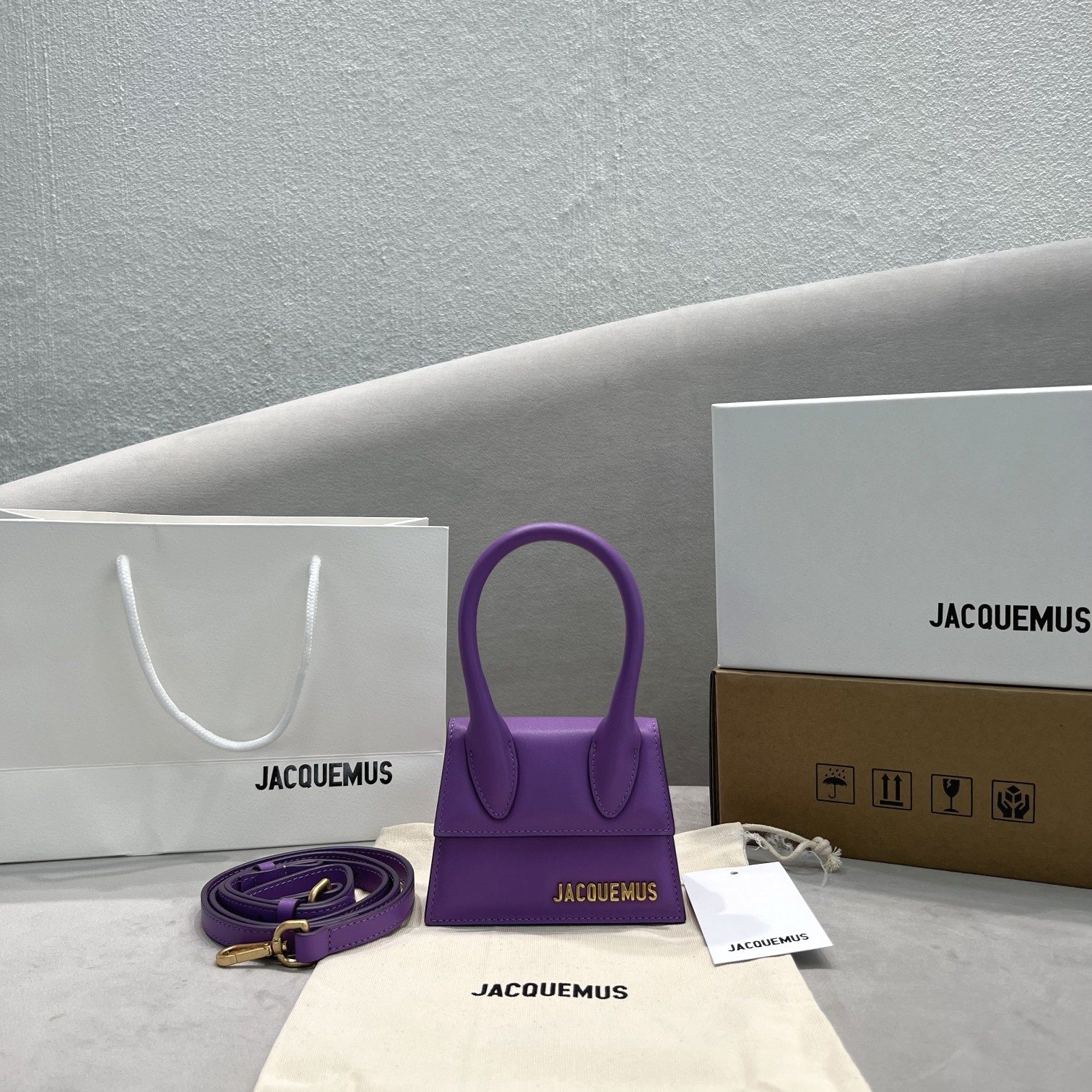 Jacquemus Le Chiquito Signature Mini Handbag(12-8-5cm) - DopestKickz