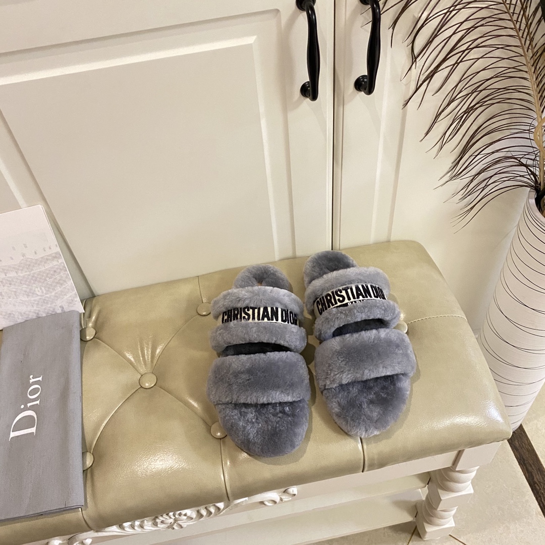 Dior Chez Moi Slide - DopestKickz