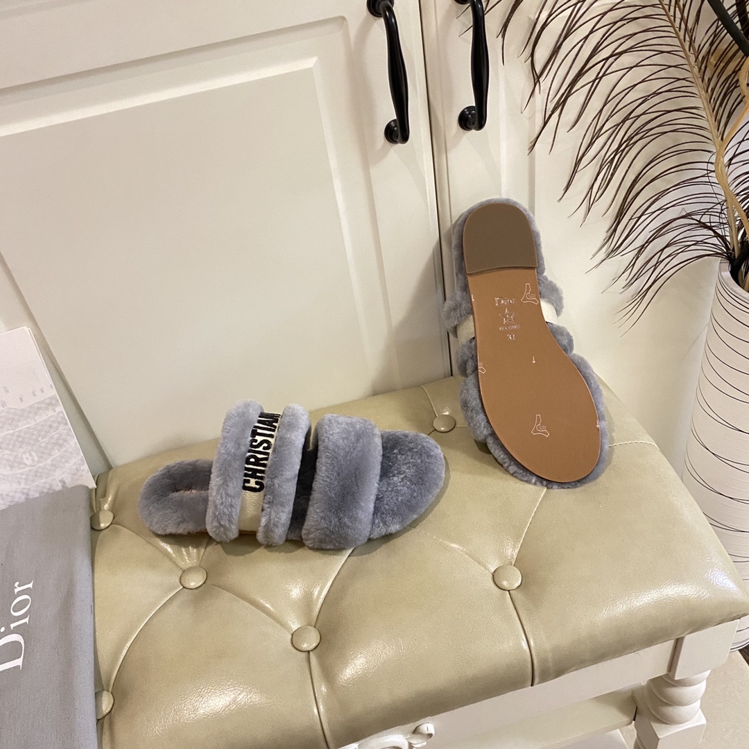 Dior Chez Moi Slide - DopestKickz