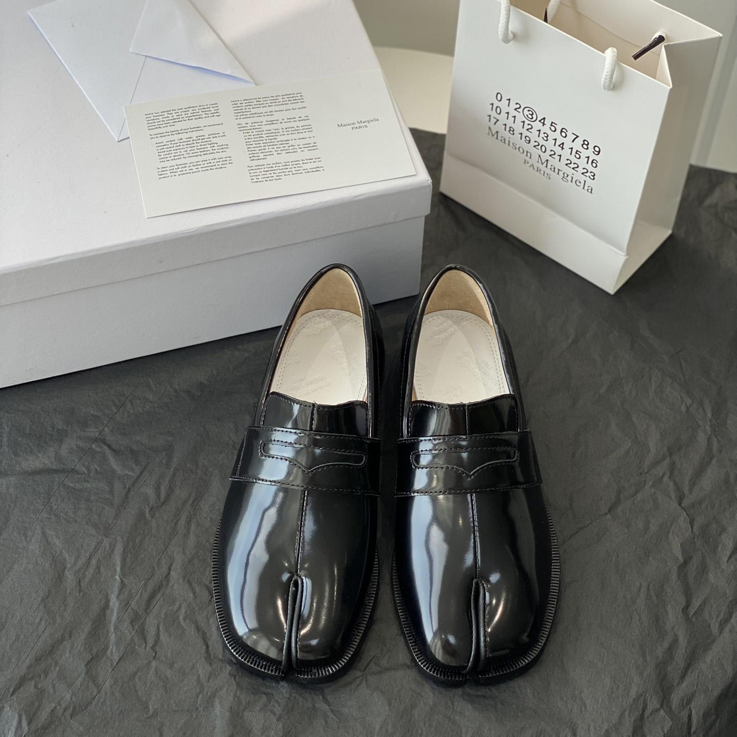 Maison Margiela Tabi Leather Loafers - DopestKickz