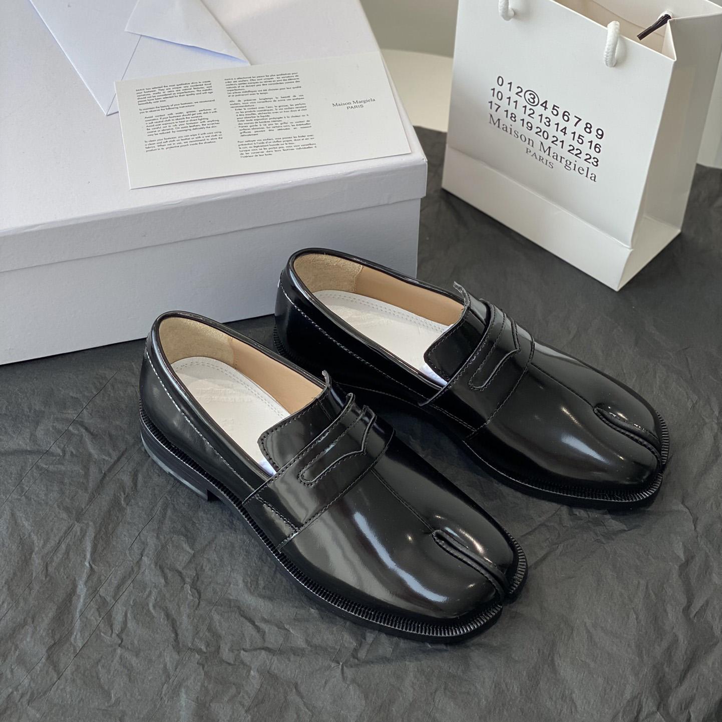 Maison Margiela Tabi Leather Loafers - DopestKickz