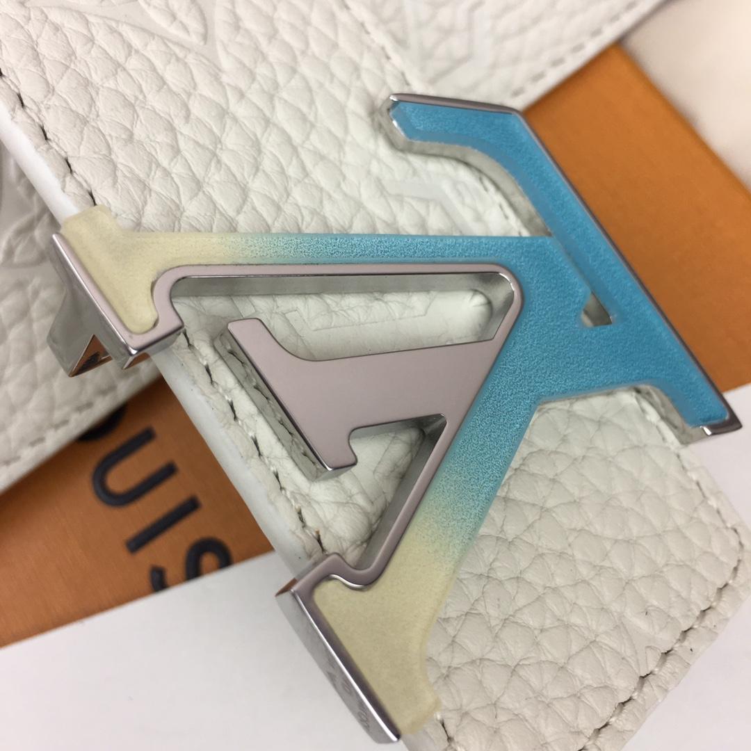 Louis Vuitton LV Spotlight 40MM Reversible Belt - DopestKickz
