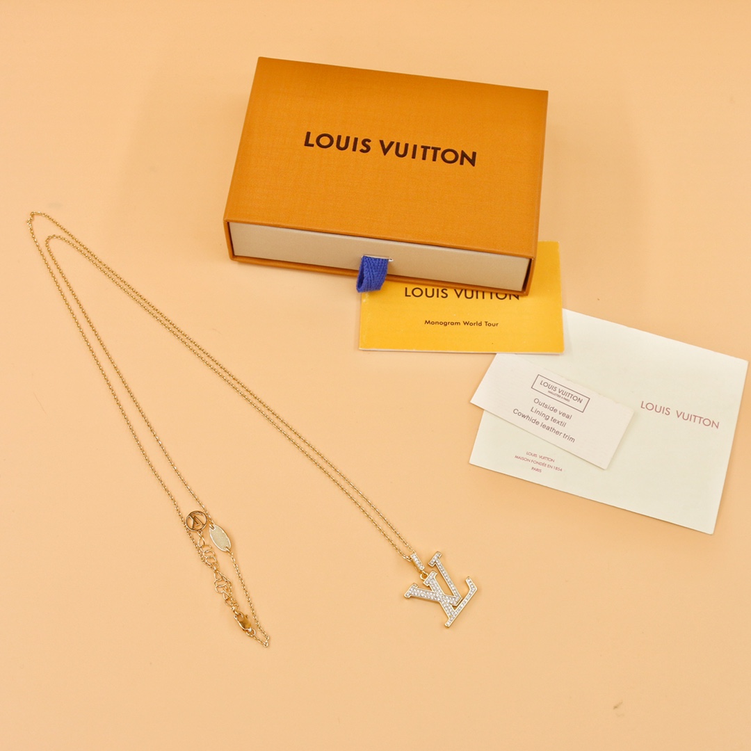 Louis Vuitton LV Idylle Blossom Large Pendant    Q93821 - DopestKickz