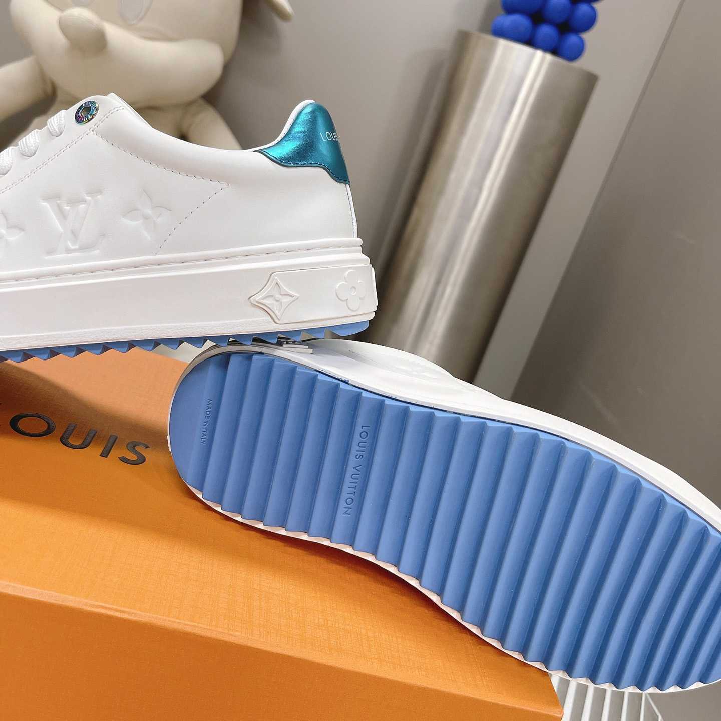 Louis Vuitton Time Out Sneaker    1AADNS - DopestKickz