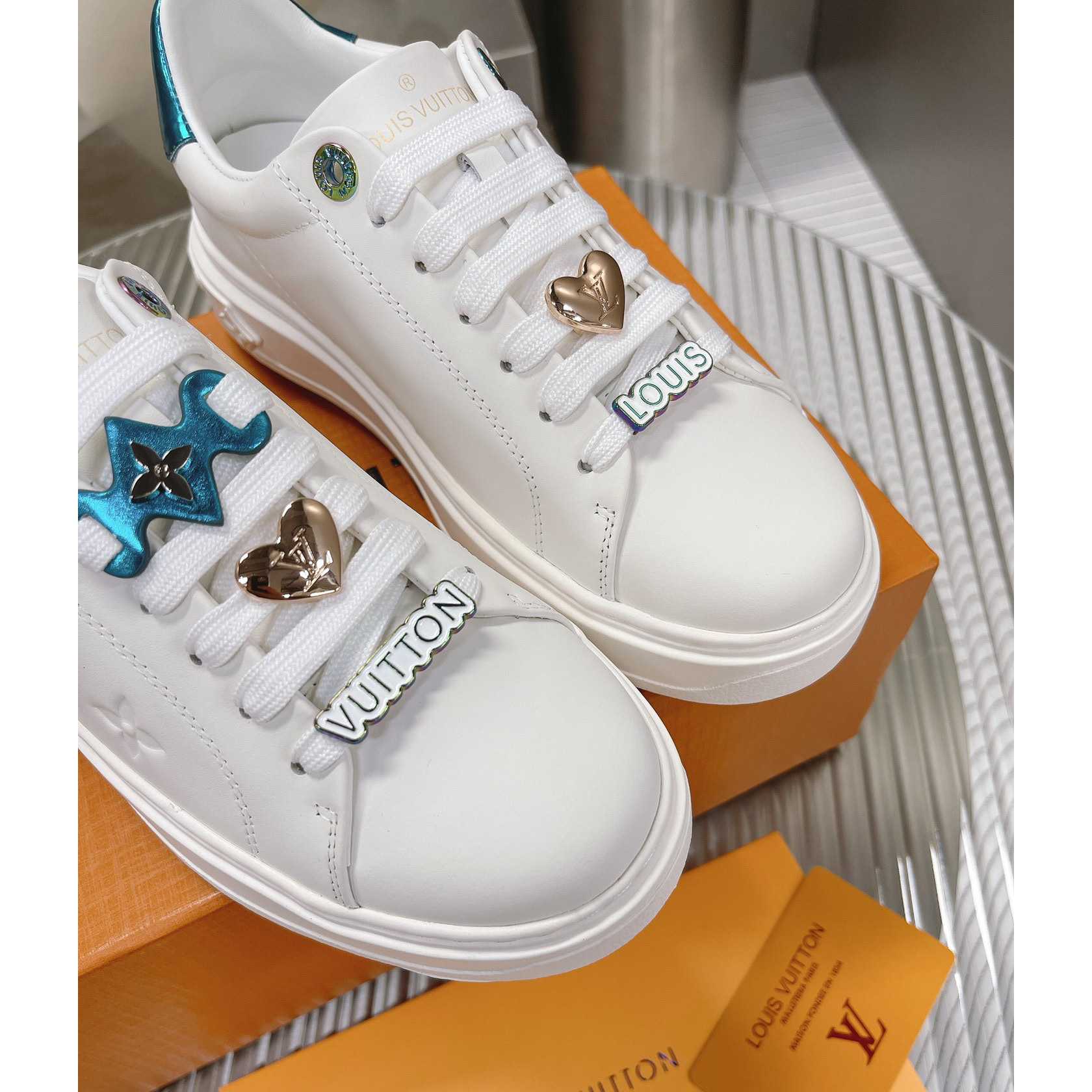 Louis Vuitton Time Out Sneaker    1AADNS - DopestKickz