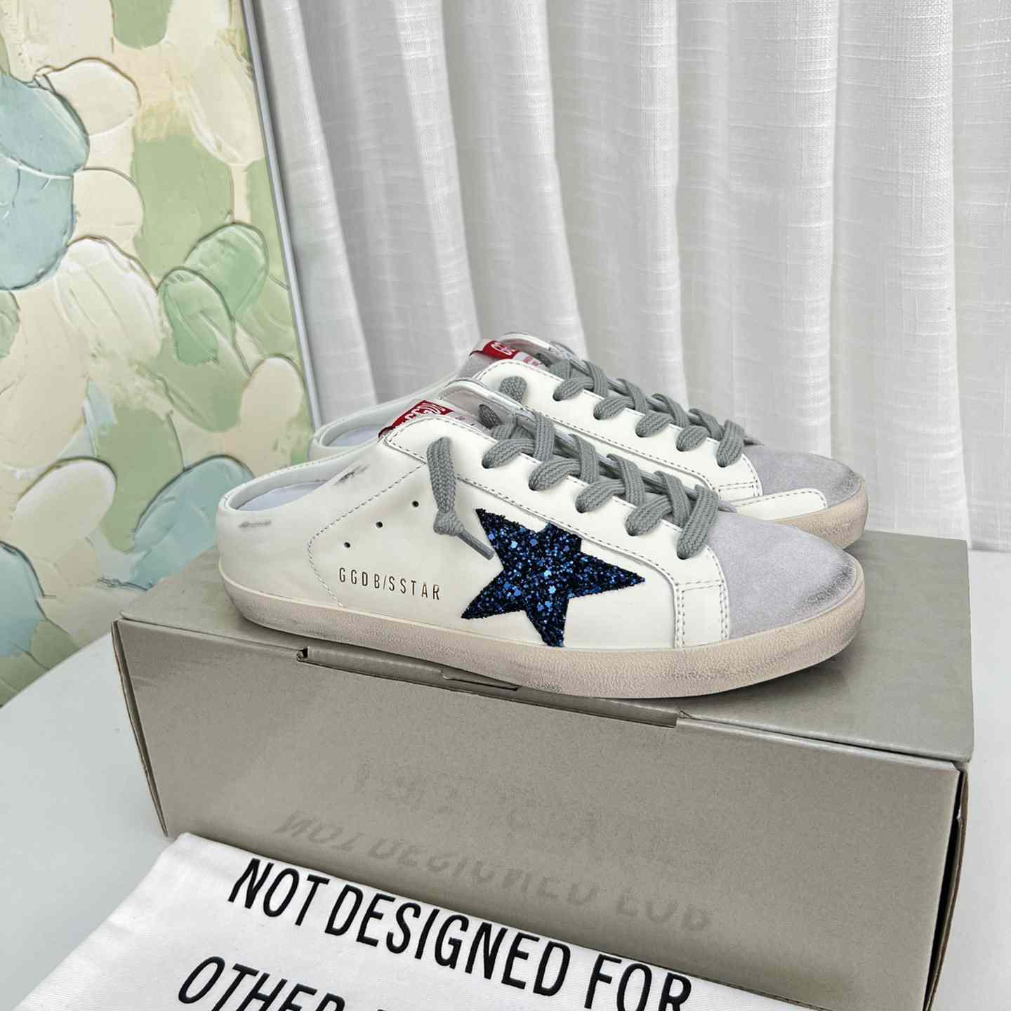 Golden Goose Super-Star Sabots In White Leather With Blue Glitter Star And Dove-Gray Suede Tongue - DopestKickz