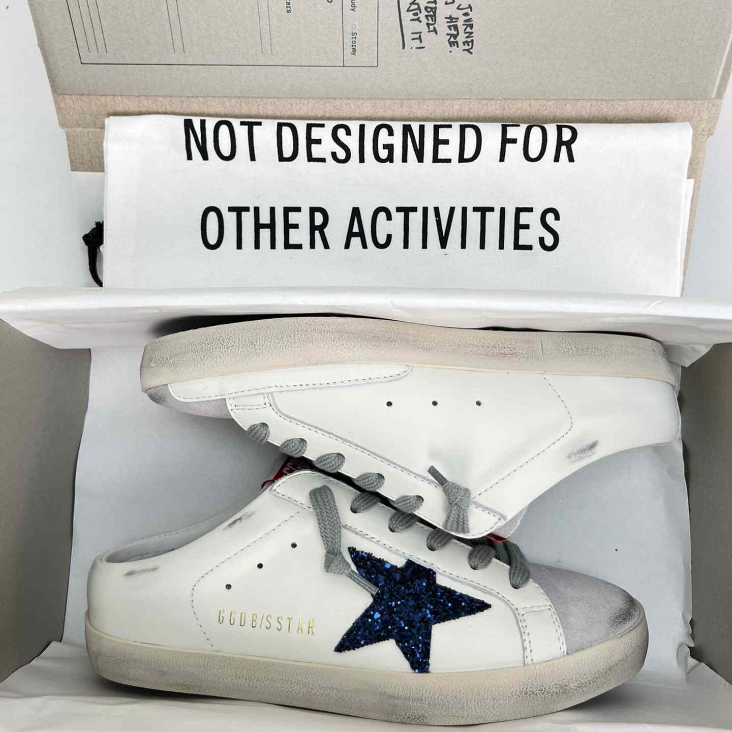 Golden Goose Super-Star Sabots In White Leather With Blue Glitter Star And Dove-Gray Suede Tongue - DopestKickz