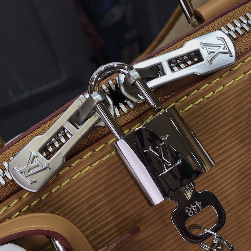 Louis Vuitton Alma PM Handbag (23.5-17.5-11.5cm) - DopestKickz