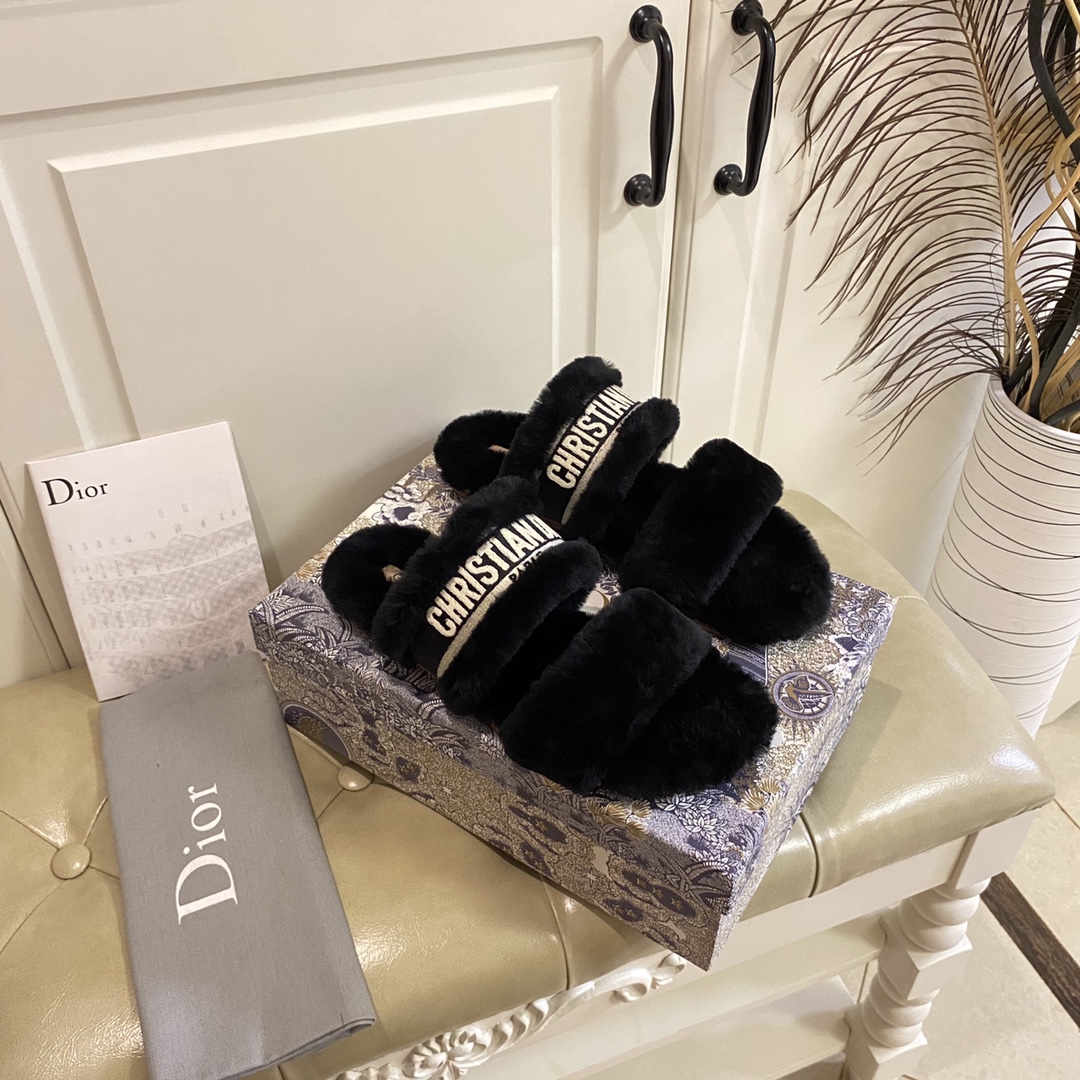 Dior Chez Moi Slide - DopestKickz