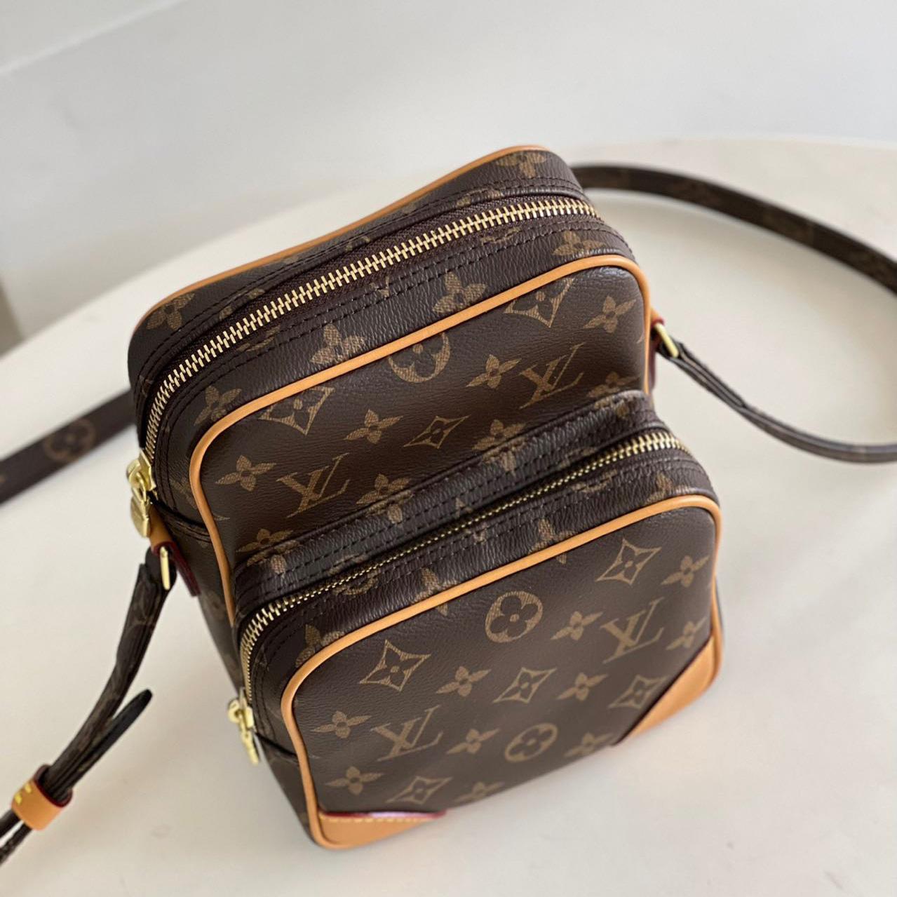 Louis Vuitton Monogram Shoulder Bag(15-21.5-10cm)   M45236 - DopestKickz