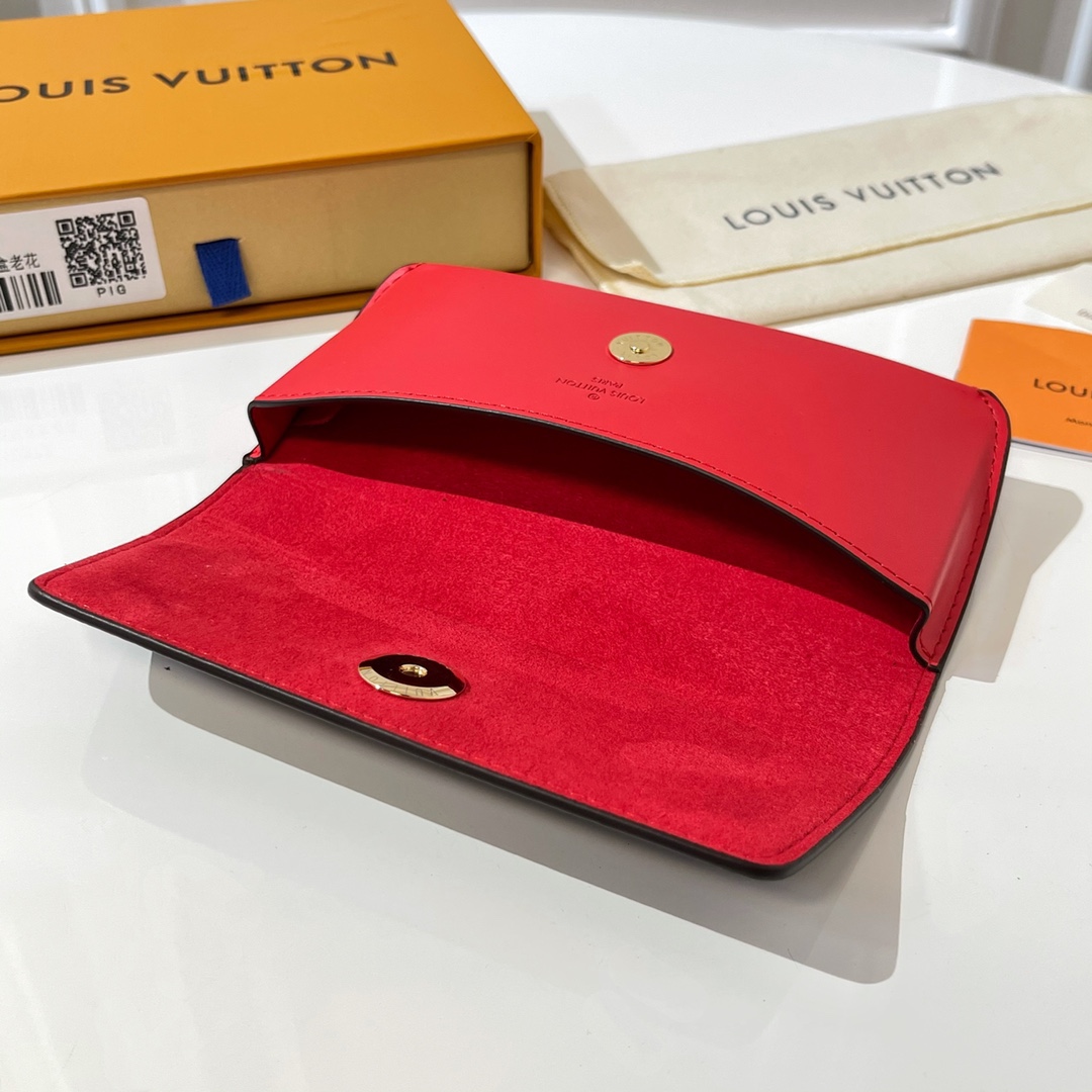 Louis Vuitton Woody Glasses Case   GI0372 - DopestKickz