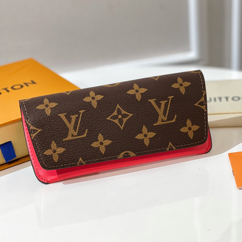 Louis Vuitton Woody Glasses Case   GI0372 - DopestKickz