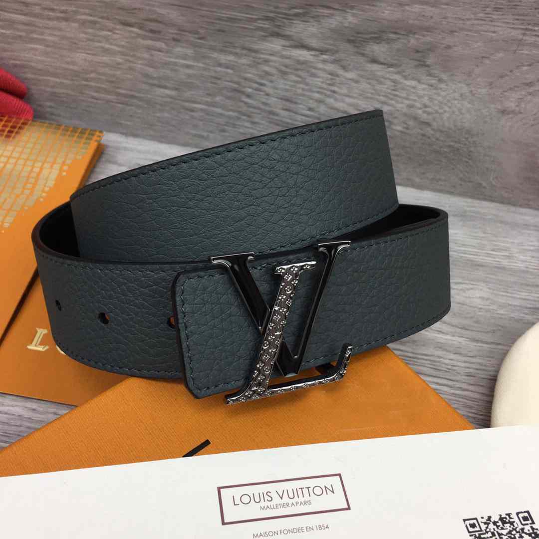 Louis Vuitton 40MM Reversible Belt - DopestKickz