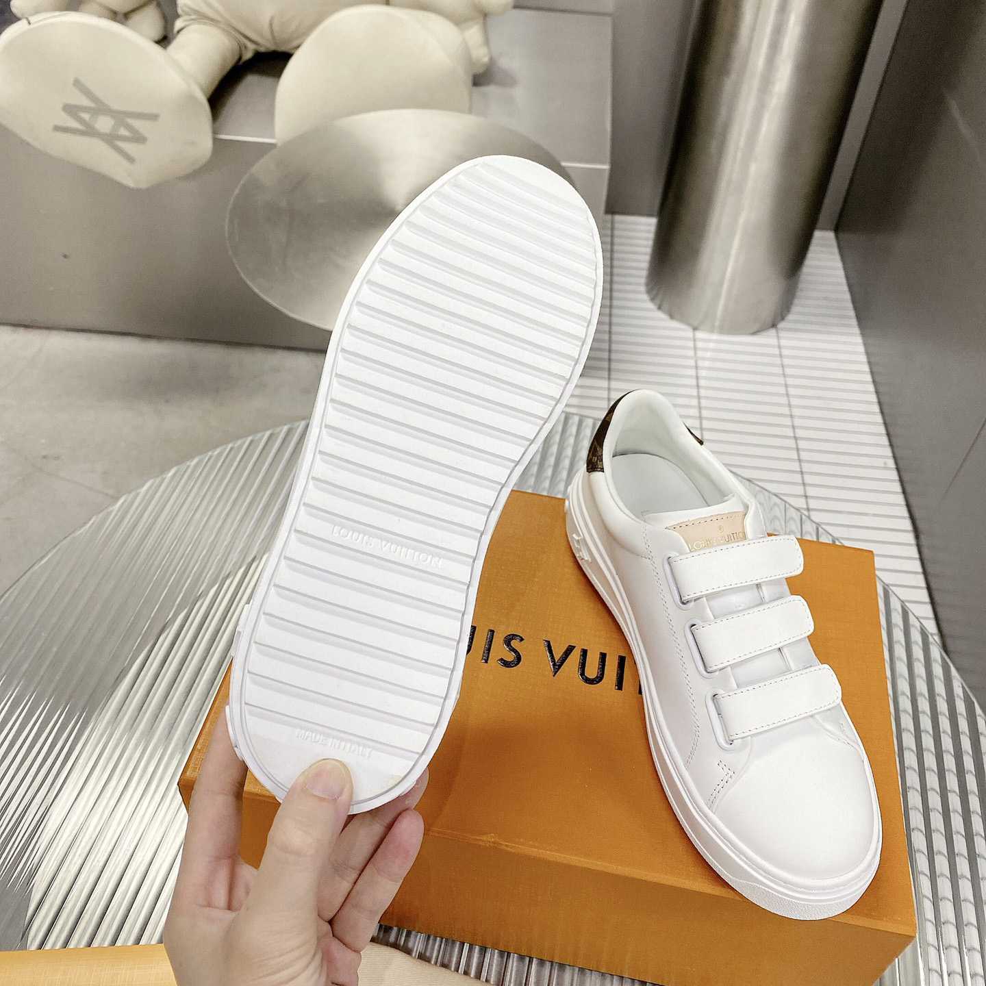 Louis Vuitton Time Out Sneaker    1AAF7C - DopestKickz