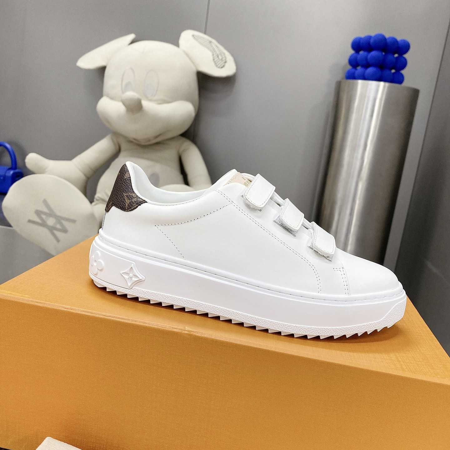 Louis Vuitton Time Out Sneaker    1AAF7C - DopestKickz