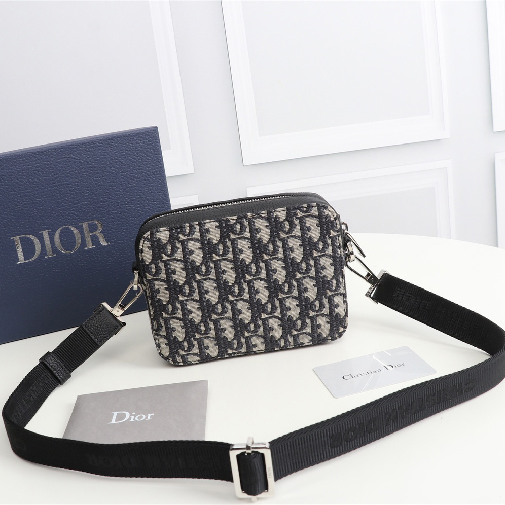 Dior Pouch With Shoulder Strap (17-12.5-5cm) - DopestKickz