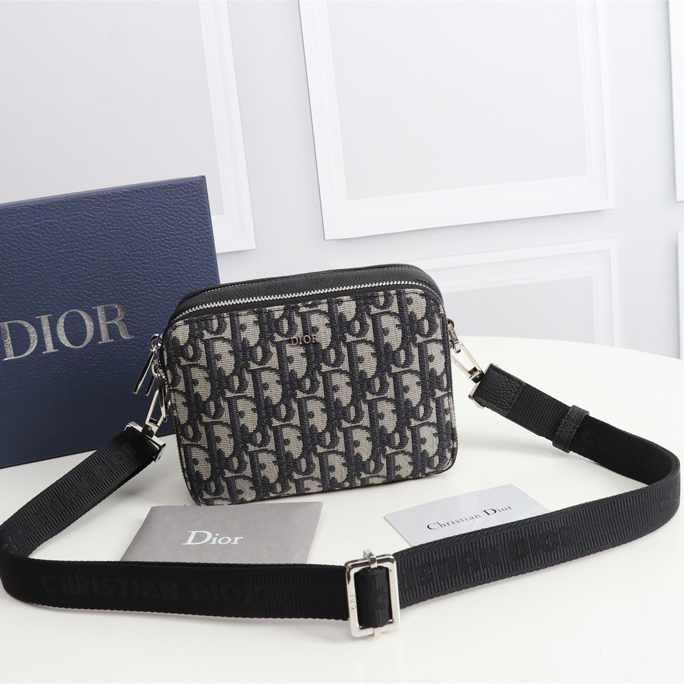 Dior Pouch With Shoulder Strap (17-12.5-5cm) - DopestKickz