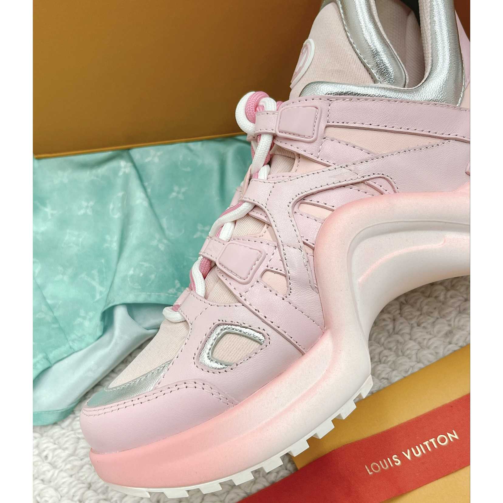 Louis Vuitton LV Archlight Sneaker       1AACM2 - DopestKickz