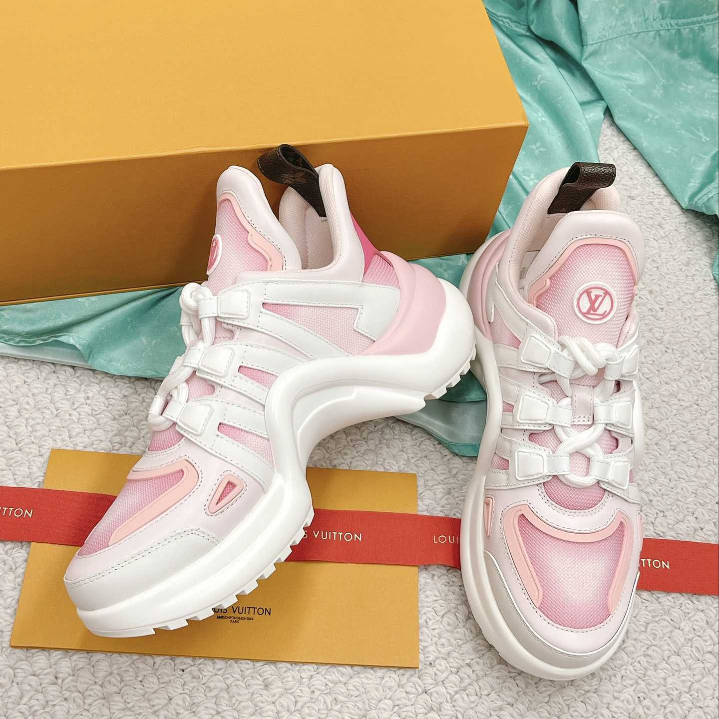 Louis Vuitton LV Archlight Sneaker      - DopestKickz