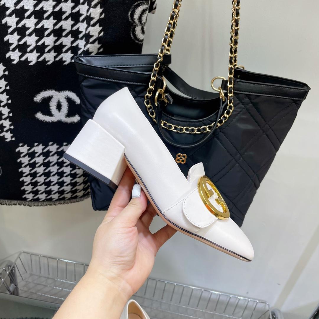 Gucci Blonde Women's Mid-heel Pump - DopestKickz