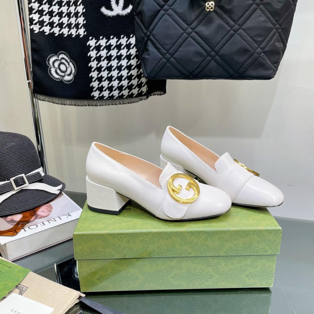 Gucci Blonde Women's Mid-heel Pump - DopestKickz