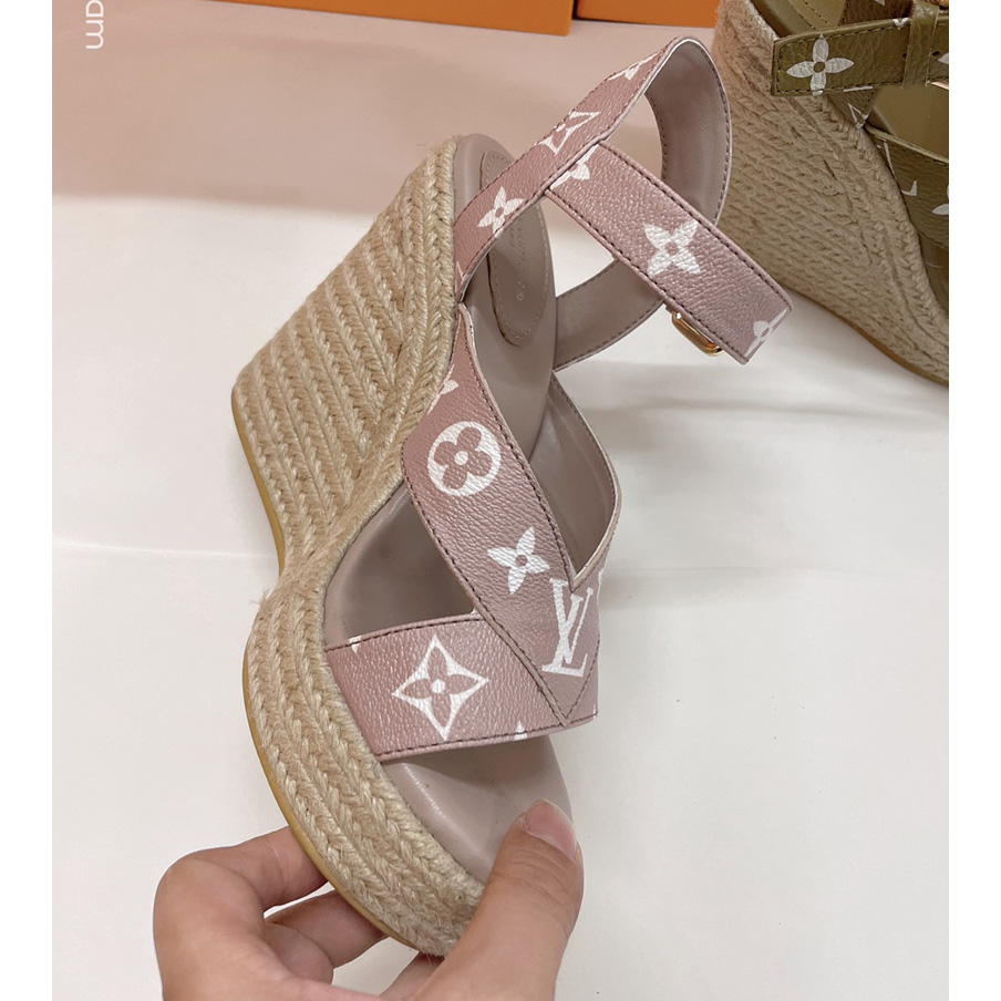 Louis Vuitton Starboard Wedge Sandal      1AA1G3 - DopestKickz