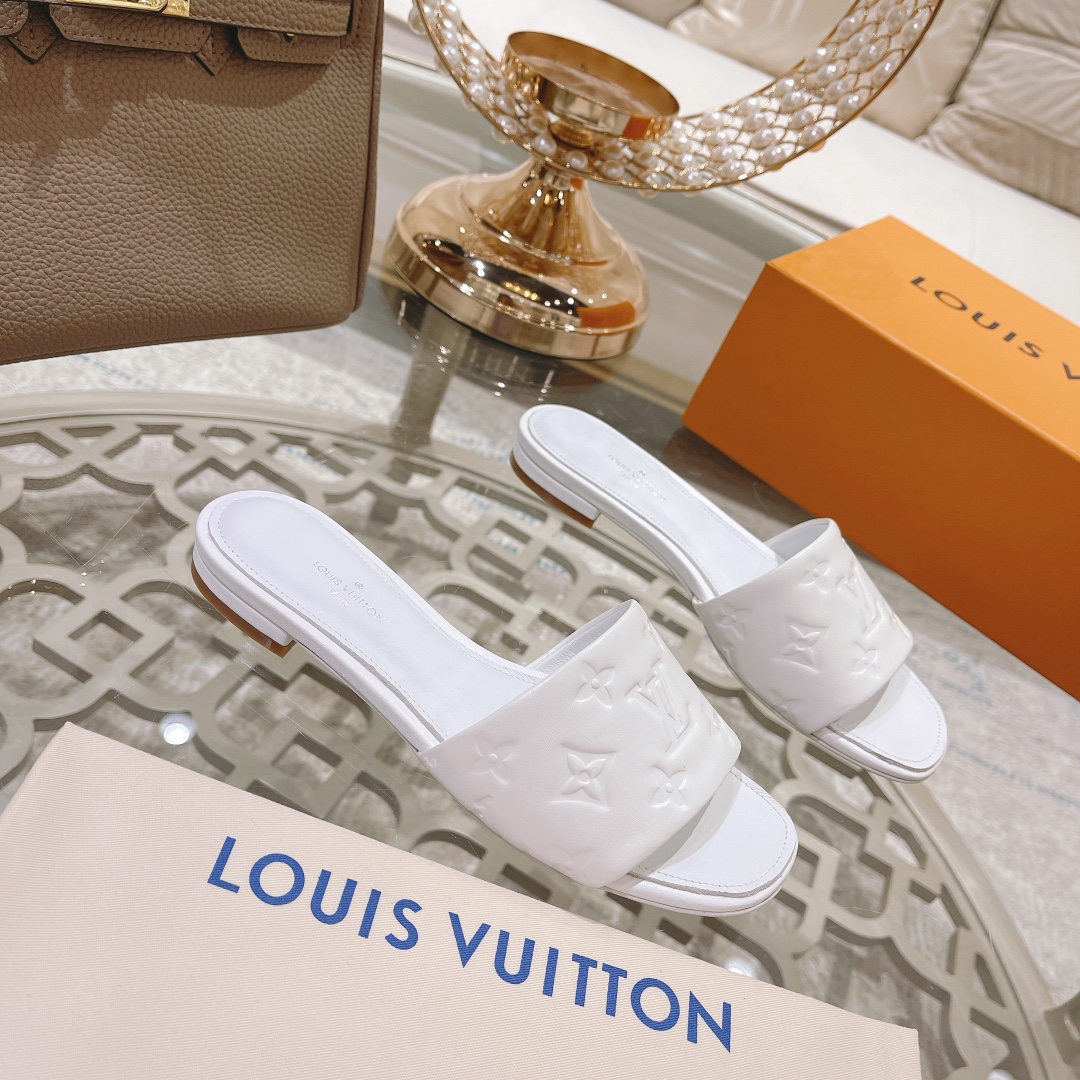 Louis Vuitton Revival Flat Mule     1A9P3T - DopestKickz
