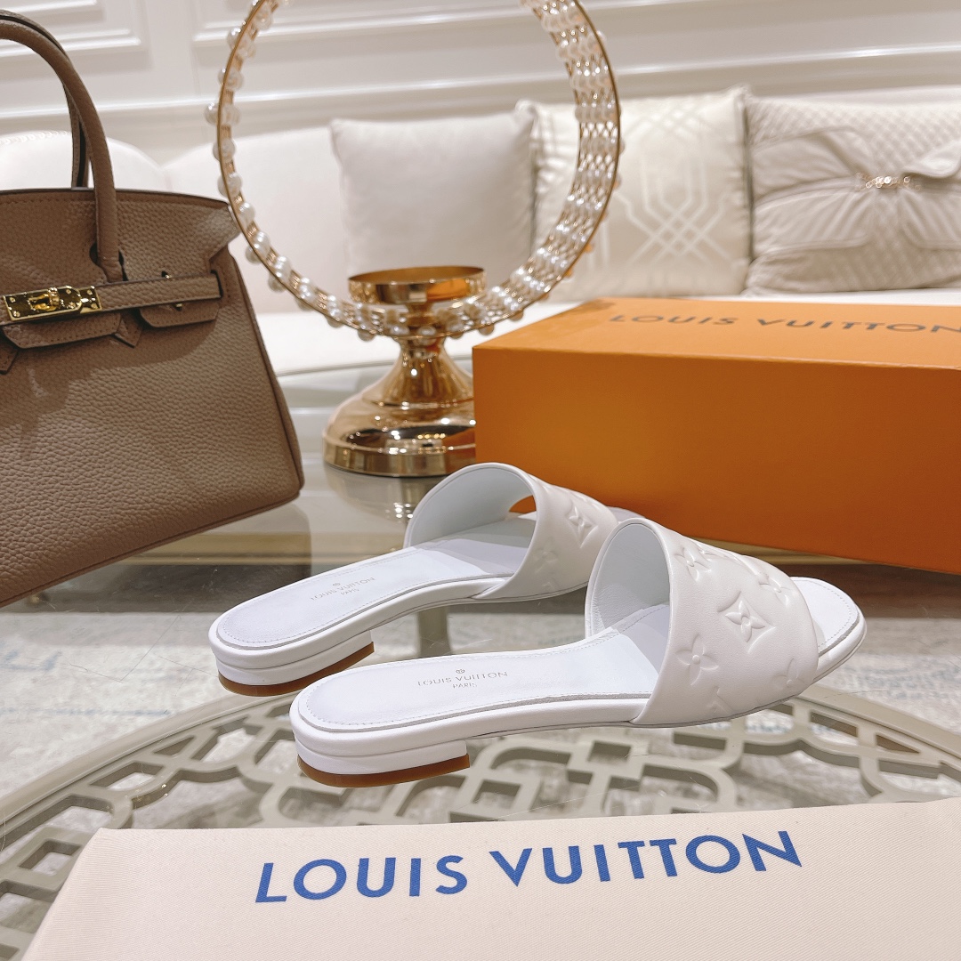 Louis Vuitton Revival Flat Mule     1A9P3T - DopestKickz