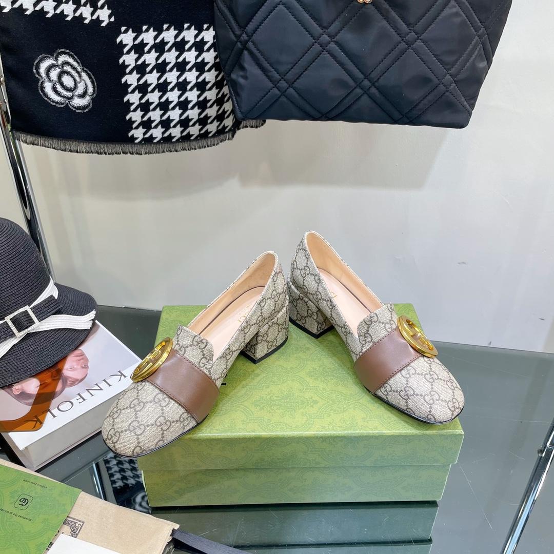 Gucci Women's Gucci Blondie Pump - DopestKickz