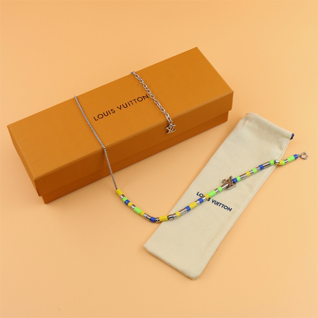 Louis Vuitton  LV Sunrise Necklace     M00651 - DopestKickz