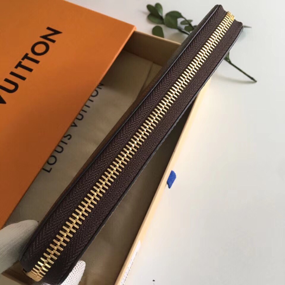 Louis Vuitton Zippy Wallet Vertical (19-10-1cm)     N60015 - DopestKickz