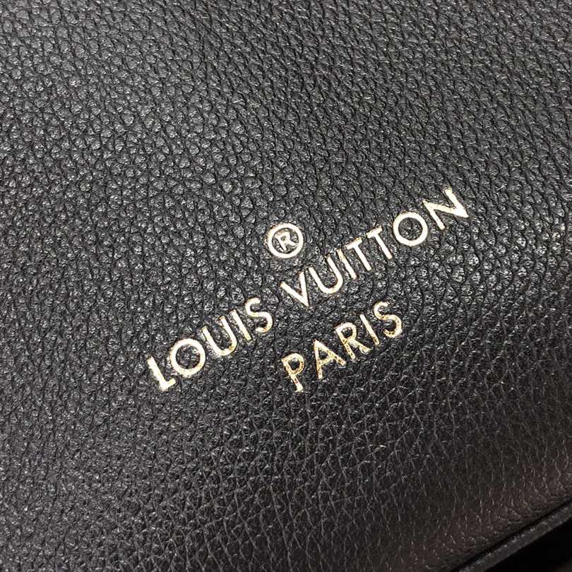 Louis VuittonOn My Side PM Tote Bag (25-20-12CM)    M57728 - DopestKickz