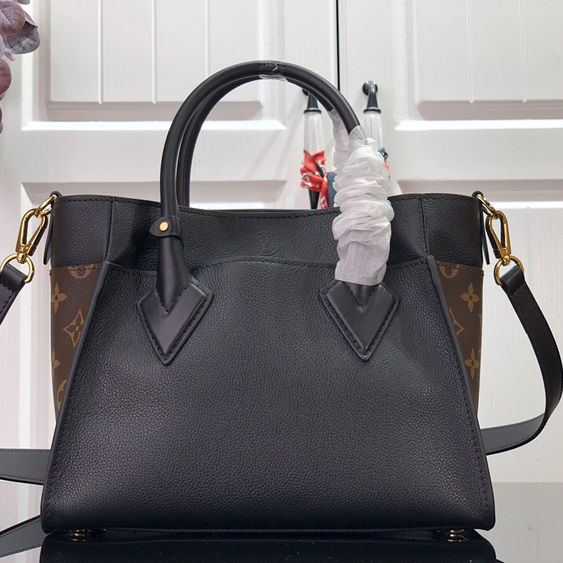 Louis VuittonOn My Side PM Tote Bag (25-20-12CM)    M57728 - DopestKickz